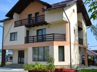 Casa Arinis 