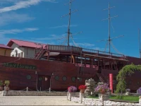 Club de Vacanta Corabia Piratilor 