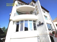 Boutique Vila White Duchess 