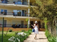Club Topaz Apartments 