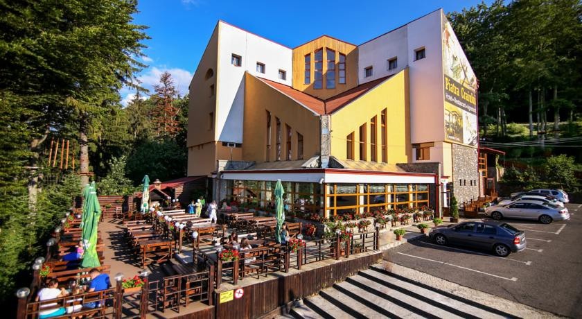 Hotel Piatra Craiului 
