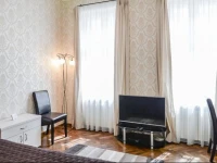 Samuel Apartment 