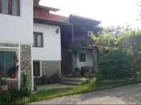 Agro-pensiunea "Plaiul Castanilor" 