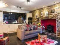 No 32 Serviced Apartment