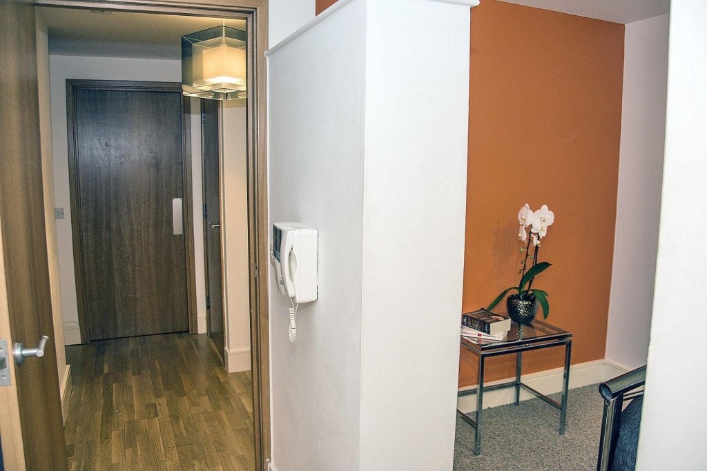 Base Serviced Apartments - Cumberland Apartments 