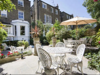Elgin Crescent