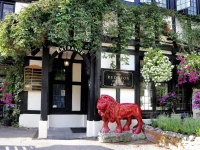 Best Western Red Lion Hotel 3*