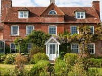 Brickworth Farmhouse B&B 