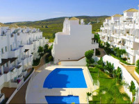 Coast Golf Apartments