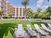 Monica Hotel 