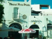 Hostal Arco Plaza 