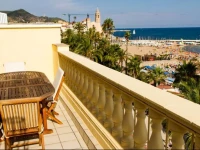 InSitges Riberas Beach 