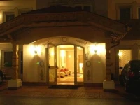 Hotel Monte Cherz 3*
