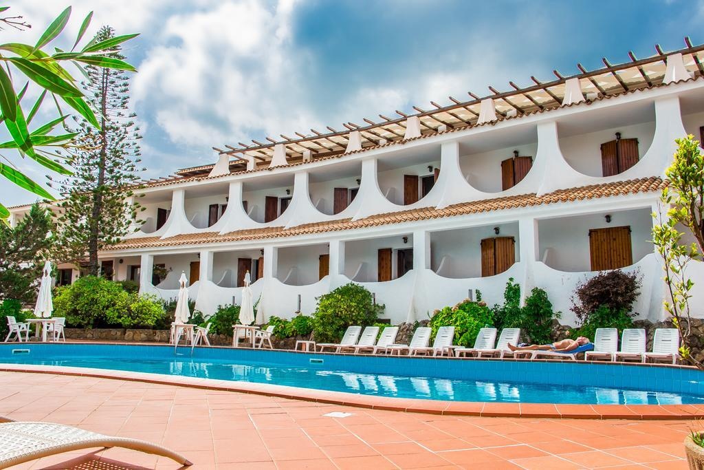 Hotel Punta Est 