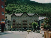 Valira 3*