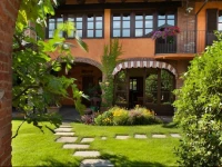 La Casa Arancione - Camere & Charme 