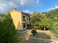 Appartamenti Borgo San Pietro 