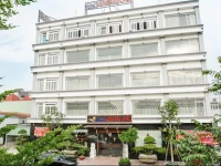 Long Bao Chau Hotel 3*