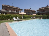 Follonica Apartments 