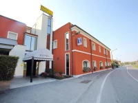 Hotel Sanvitale 3*