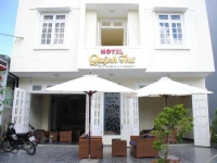 Quynh Thu Hotel 2*