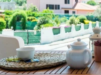 Spazioso Appartamento al Mare con Giardino 