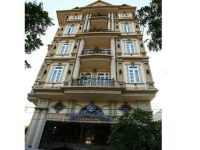 Ho Phong Hotel 2*