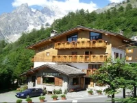 Hotel Chalet Joli 