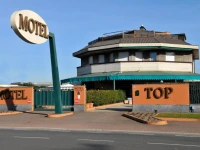 Motel Top 