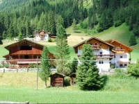 Felderhof Apartments 