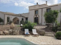Casale Alma 2*