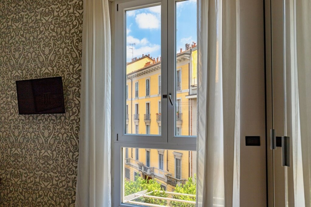 Aiello Rooms 
