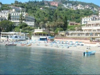 Taormina Bay Lucias House 