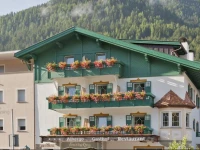 Hotel Sureghes 