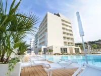 Nautilus Family Hotel 