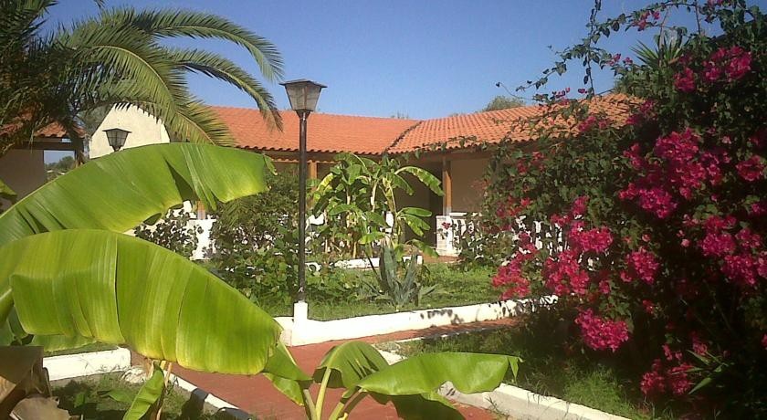 Napeto Village 