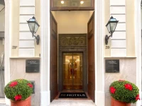 The Baileys Hotel 