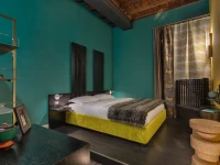 Three Rooms in Spanish Steps 