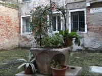 Corte Calderer Apartments 