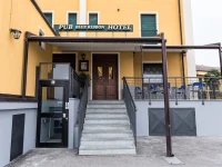 Hotel Blue Ribbon 