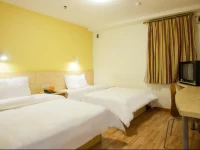 7Days Inn Zhu Hai Gong Bei Port Walmart 