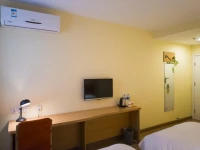 Home Inn Guangzhou Wuyang New City Wuyangcun Metro Station 