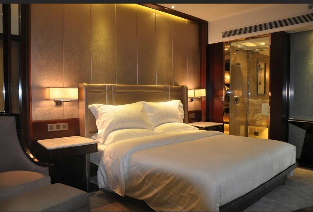 Tibet Minshan Hotel 