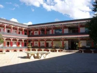 Xianzu Island Holiday Resort Hotel 