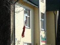 Sunny Side Apartments 