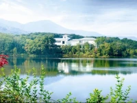 The Purple Palace - Jinling Hotels & Resorts 