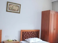 DвЂ?Happy Farm House 
