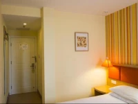 Home Inn Xian Fengcheng 8th Road Zhengxie 