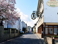Hotel & Weinhaus Zum Schwarzen BГ¤ren
