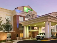 Holiday Inn Express & Suites Alexandria - Fort Belvoir 